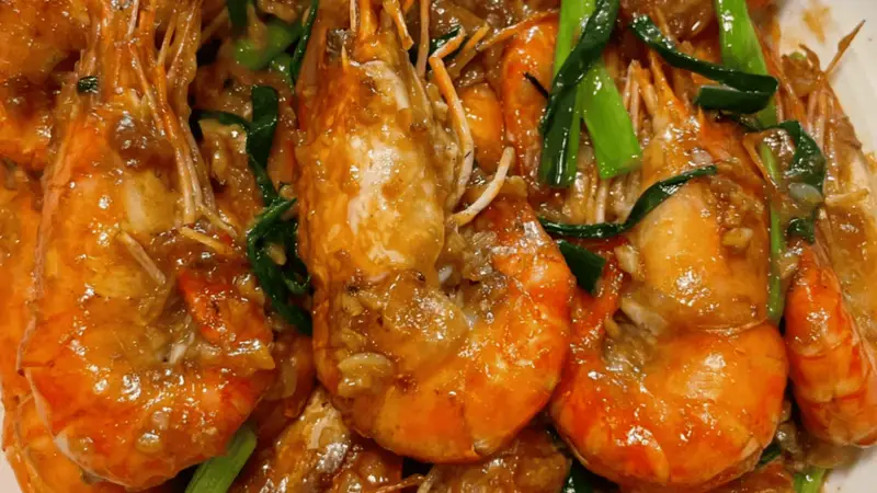 芥末黄油罗氏虾:奶香微辛,一口入魂的家常鲜味