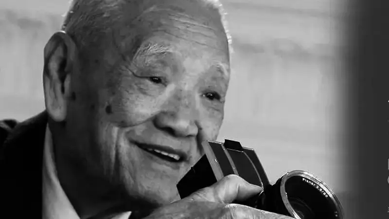 “中国摄影界的常青松”走了，105岁简庆福在港辞世