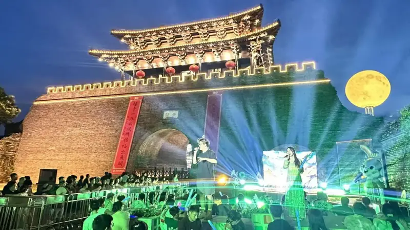 多元业态点亮古城夏夜！扬州东关街五大主题活动激活暑期夜经济
