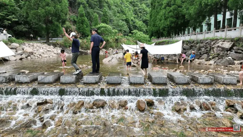 莽山“溪”游乐享清凉夏日风情