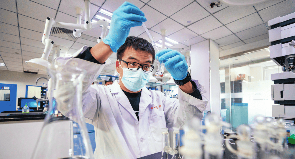 联播+｜杜绝以“帽”取人 总书记要求用好这支“指挥棒”