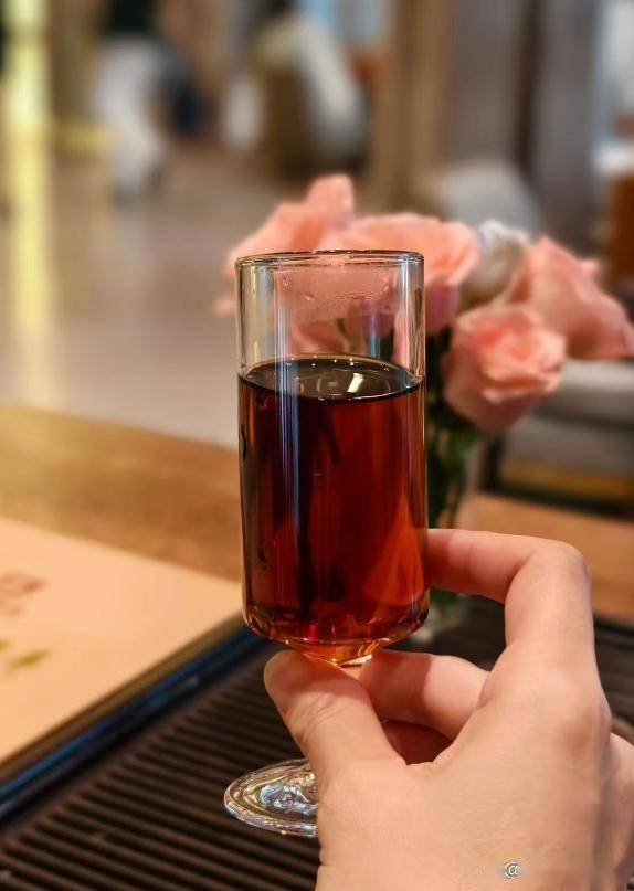 喝茶是普通人逆天改命的机会，一点都不夸张
