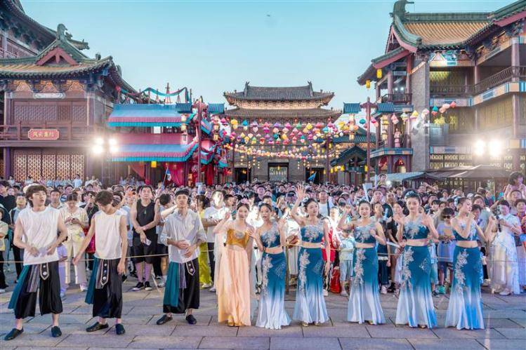 无锡：“夜游菜单”上新 解锁多元玩法