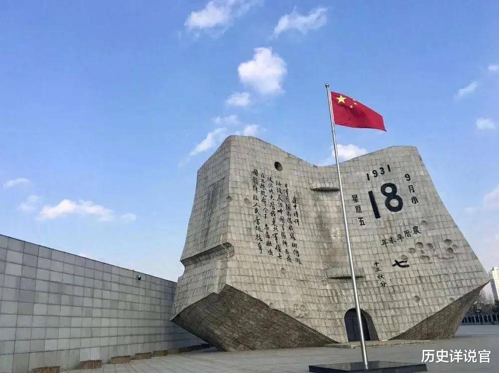 邓小平审阅死刑名单，看到一国军上将，大惊：立刻放人，登门道歉