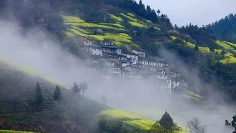 我写了一年游记，没有一篇关于风景，全是还给一个人的旧诺