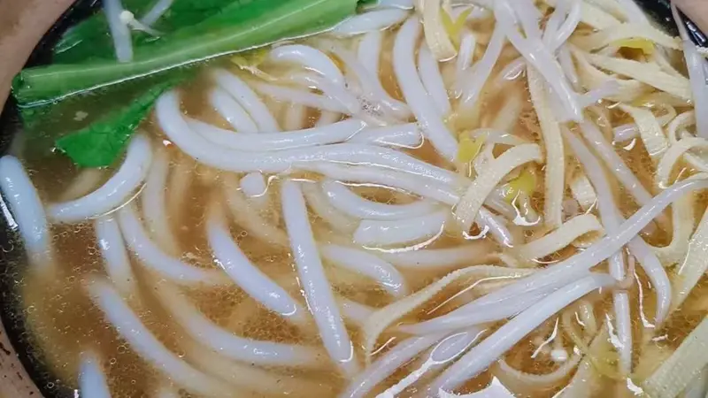 德州米线怎么做好吃？汤鲜味浓，在家也能做出地摊味道
