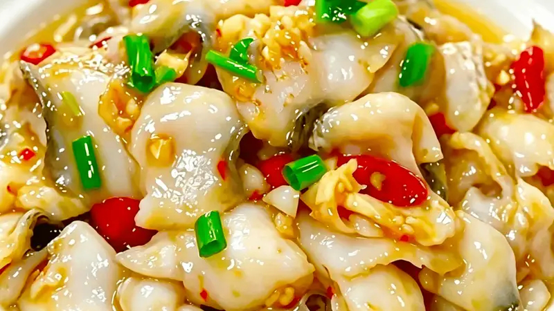 蒜香鲜辣滑鱼片，一口沦陷的家常鲜滋味