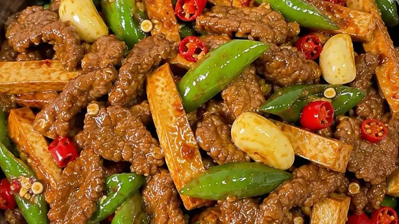 香干炒肉：一道下饭神器，简单几步做出家的味道