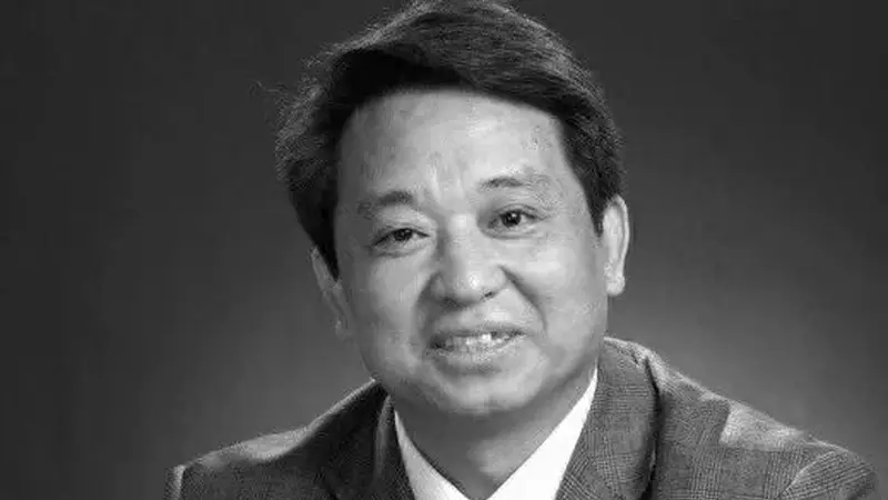 北京师范大学外文学院院长苗兴伟逝世,享年58岁