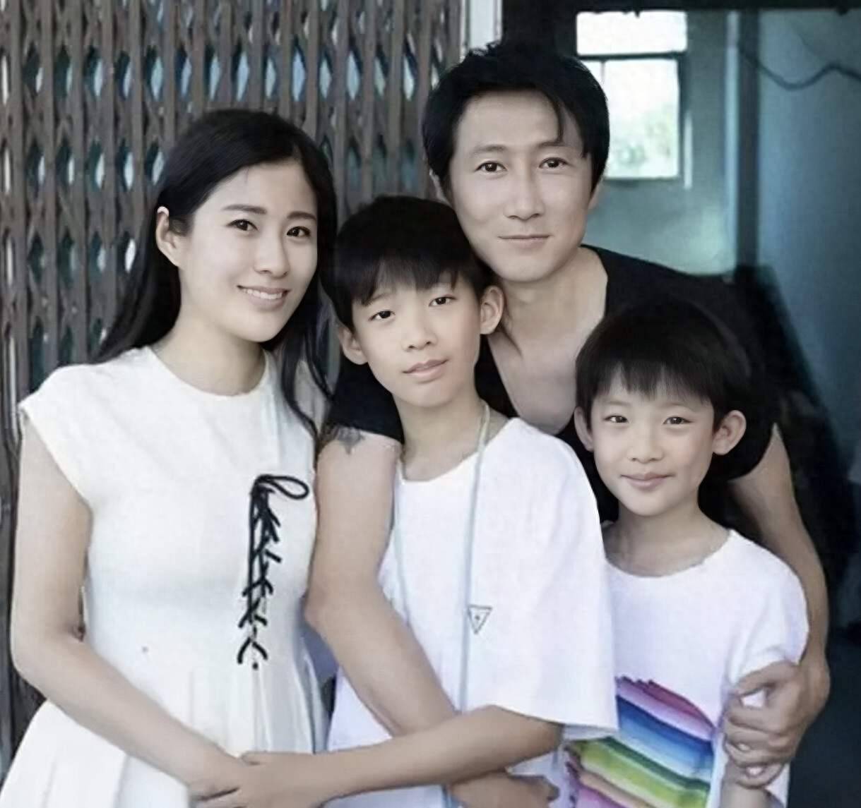 52岁香港知名男星准备生三胎，想要一个女儿，可能尝试人工受孕