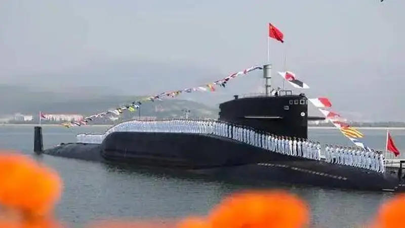 金灿荣：信息量爆炸！中国海军水下发射战略导弹究竟释放了什么信号？