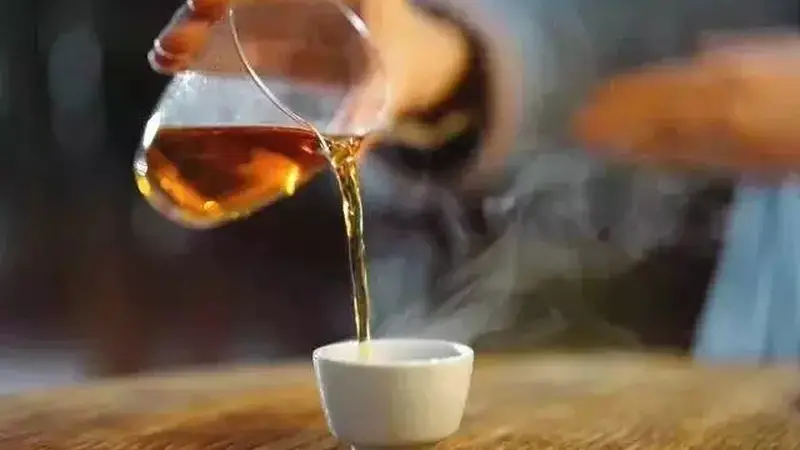黑茶应该是泡着喝还是煮着喝更好?