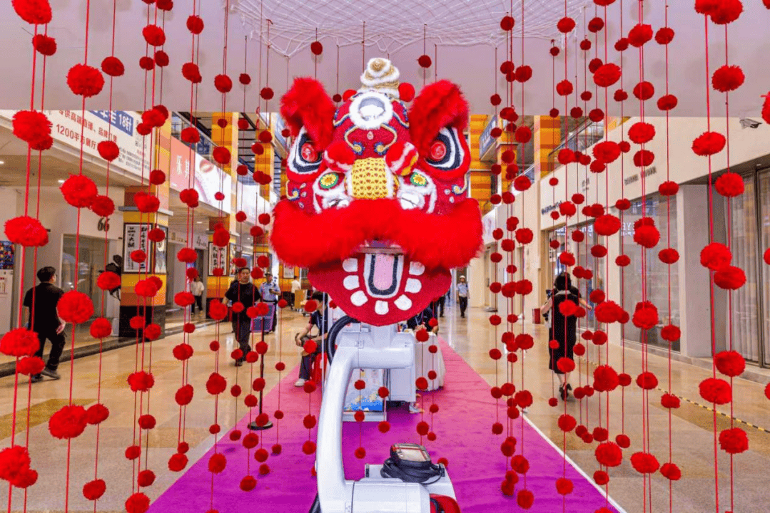 用毛线“织”麒麟！大朗非遗传承人的“织”造新可能