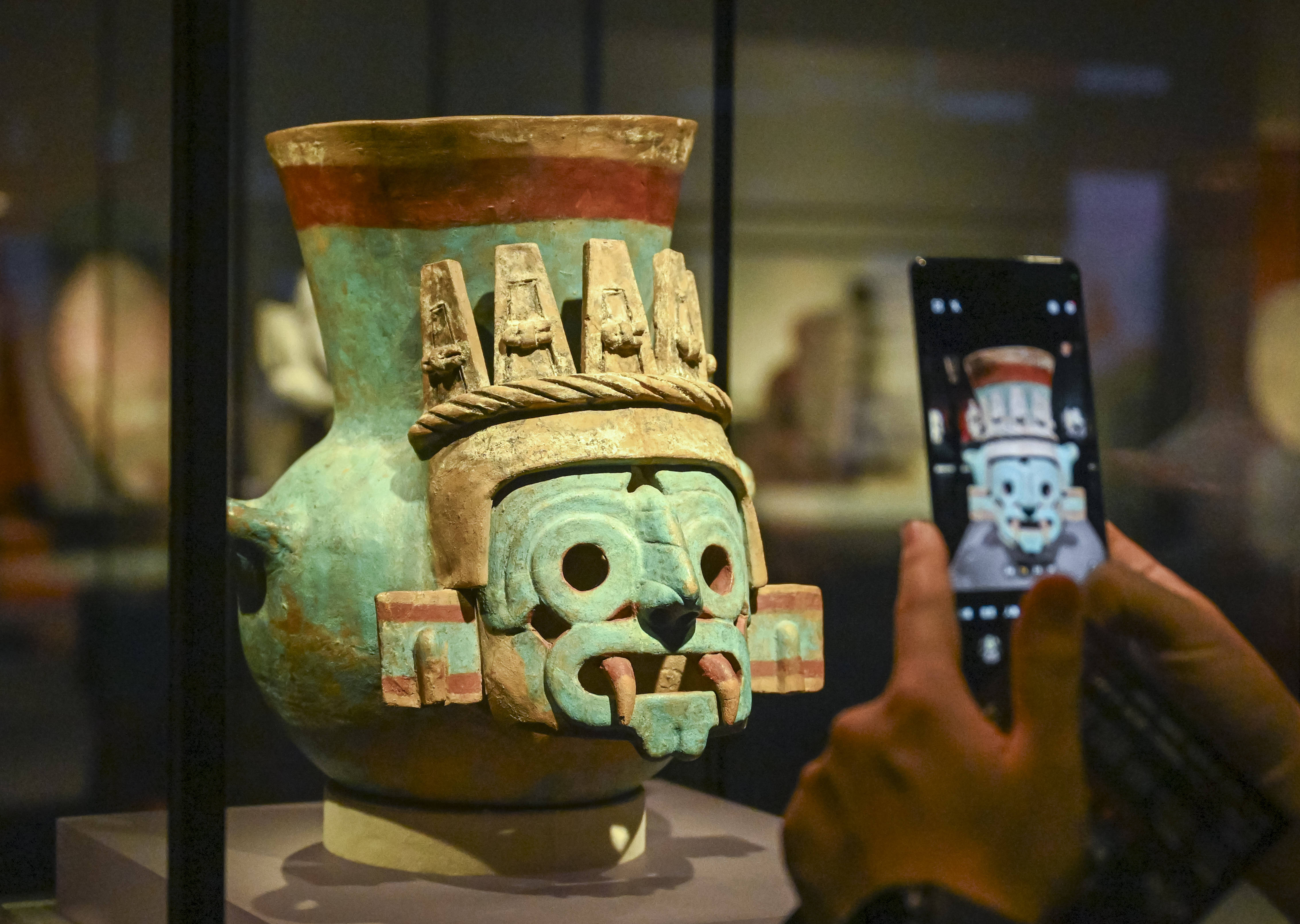 “世界树之巅：美洲古代文明大展”在上海博物馆开幕