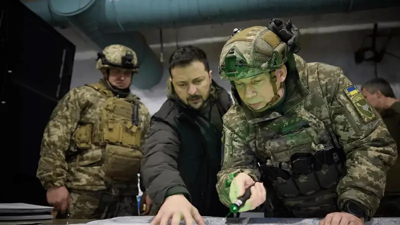 乌媒报道:泽连斯基坦言,乌高科技武器生产,完全可以超越俄罗斯