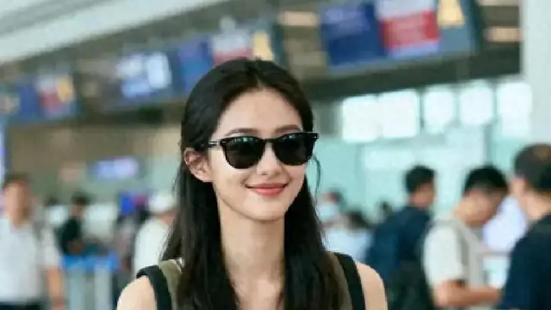 全家去普吉岛,丈夫没买我的票,几天后他叫我回家,我:你谁啊?