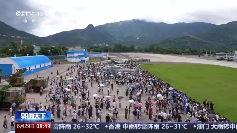 累计来访98万人,在军营观演出、走近各式装备,驻港部队军营开放活动现场视频曝光