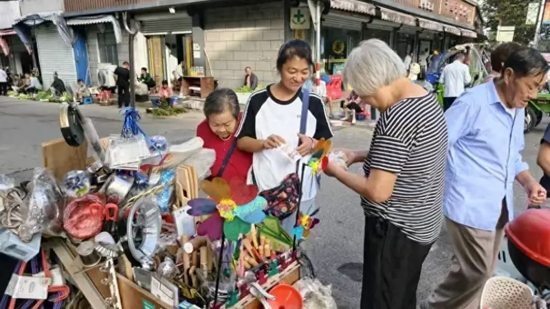 在菜场摆摊女作家陈慧获鲁迅文学奖提名