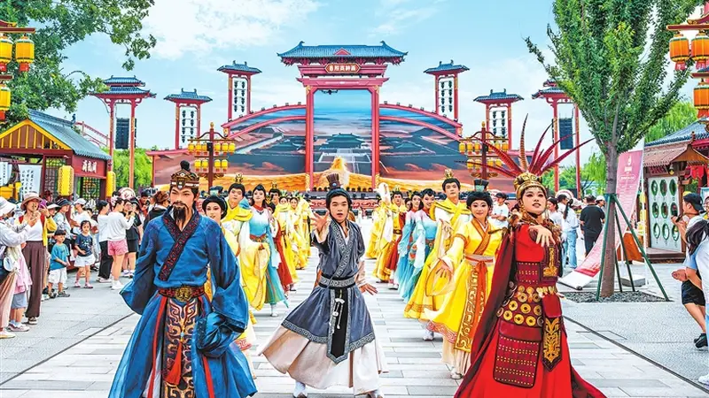 安阳方特开启沉浸式殷商之旅(文脉润城 文旅兴业)
