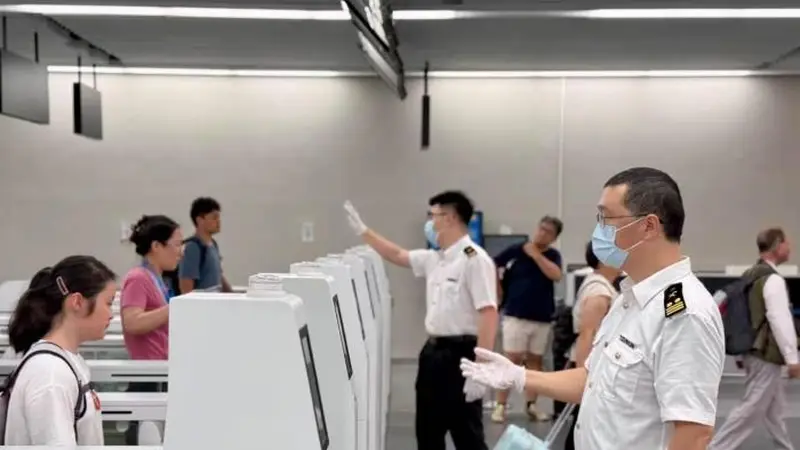 上海邮轮暑运高峰通关有“智”:海关科技赋能“通得快、管得好”