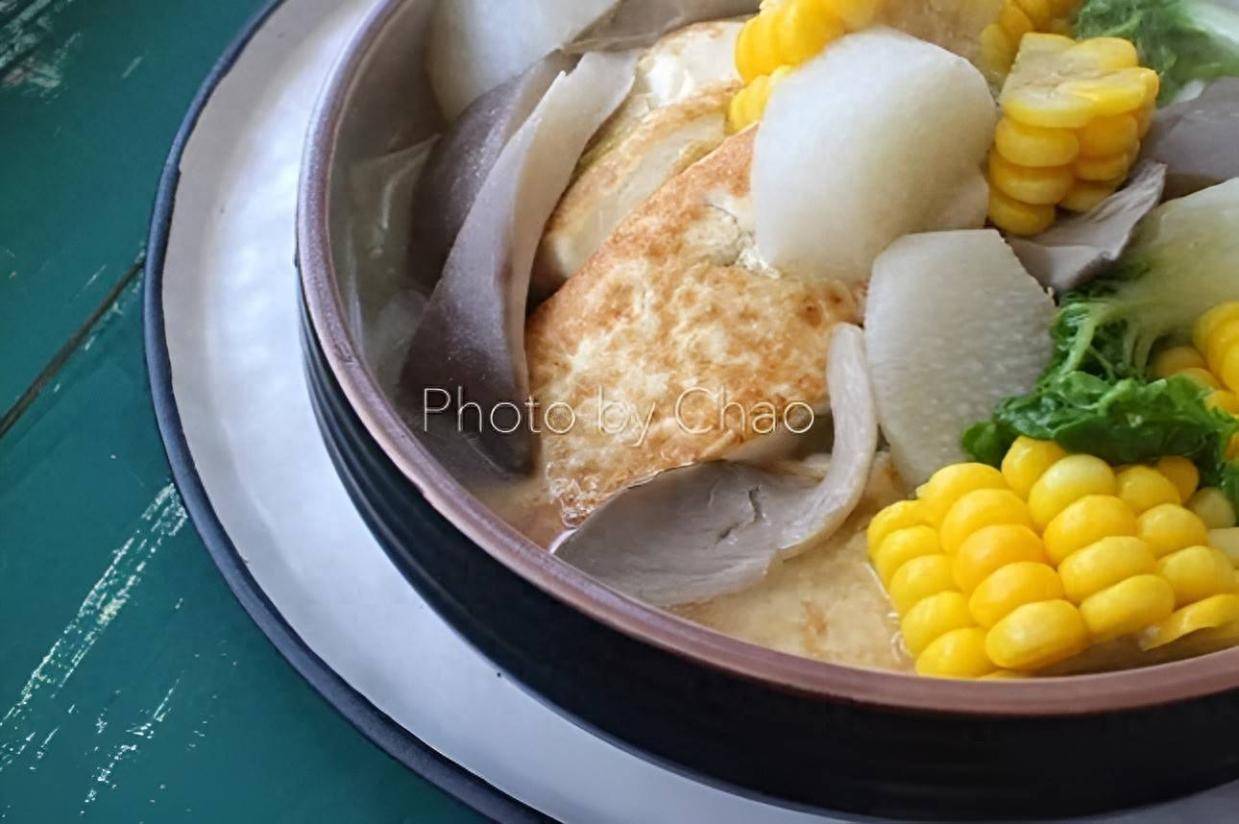 别总炖肉了，山药和它一起煮，汤鲜味美，热乎乎一锅真解腻