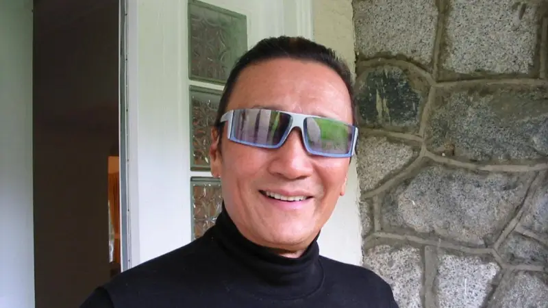谢贤低调完成院出仪式 一代巨星安详离世获亲友送别