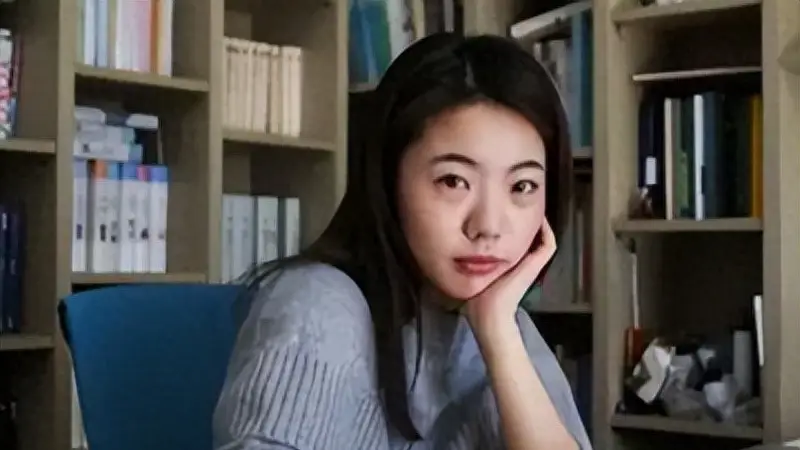 越扒越有,蒋方舟人生悲剧的始作俑者,是她亲妈,马未都也难反驳