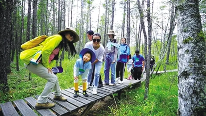 根河入夏:冷极变身避暑胜地,生态民俗画卷徐徐展开