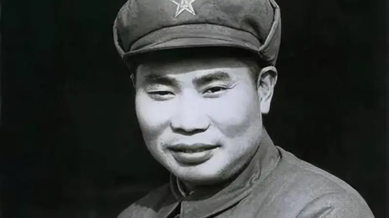 毛主席最宠爱的两位开国上将：杨得志与韩先楚