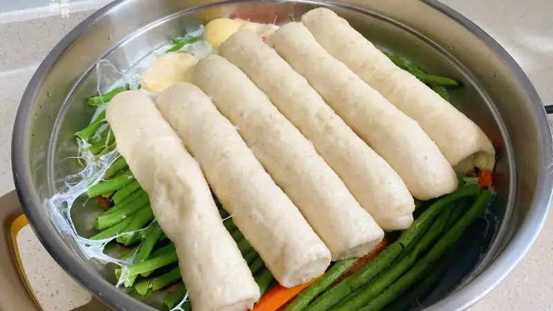 夏天做这道无油小饼，低脂健康还松软，搭配焖豆角早餐超清爽