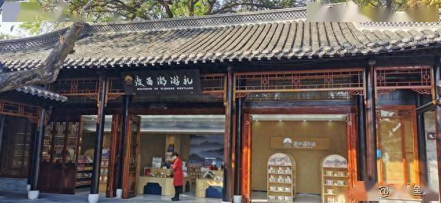 进价8毛卖15元！景区暴利有多离谱？终于有人出手整治了