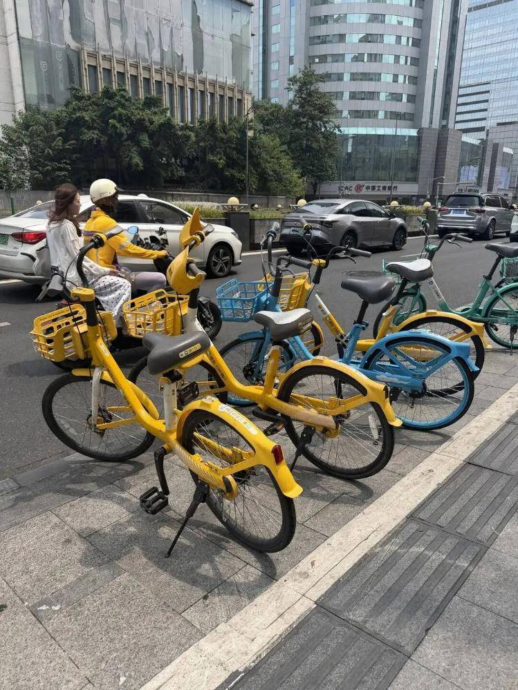 起步价逼近2元，共享单车集体涨价