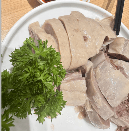 南京盐水鸭，肉质细嫩咸淡适中江南经典卤味