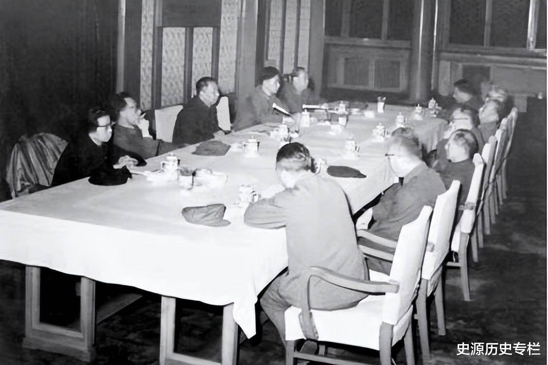 76年毛远新调装甲师进京，连李德生都不知道，叶帅是怎么阻止的？