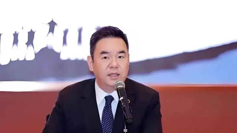又一个首富栽了！许家印之后，广州首富张劲被判无期，千亿清零