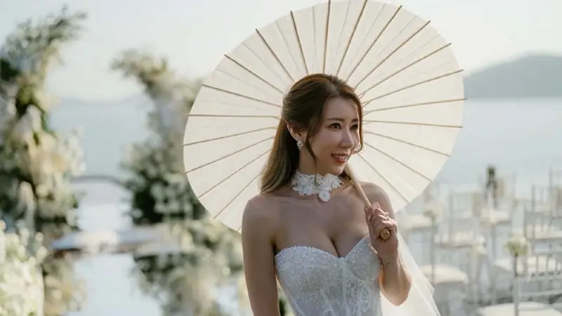 恭喜！TVB前知名女星在泰国补办婚礼，前凸后翘丰满身材引热议
