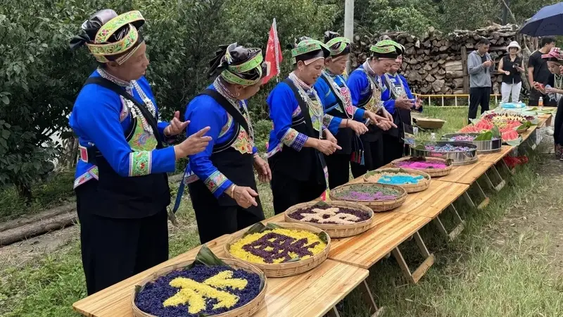 麻栗坡县八布乡“关秧门”文化旅游节启幕