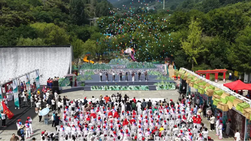 沂蒙山小调音乐会启幕,山东民歌展演唱响费县天蒙景区