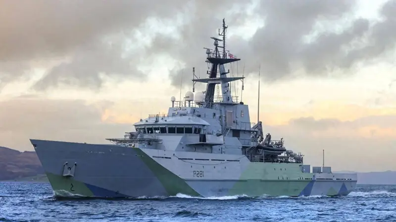 俄护卫舰英吉利海峡实弹射击 英法军机监视