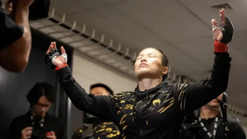 张伟丽新造型惊艳全网：拳手变仙女，网友热议