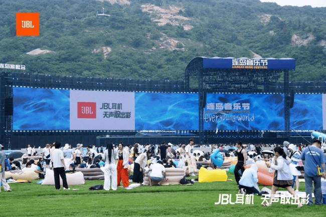 连续两年携手连岛音乐节，他们深耕青年文化打通生活场景