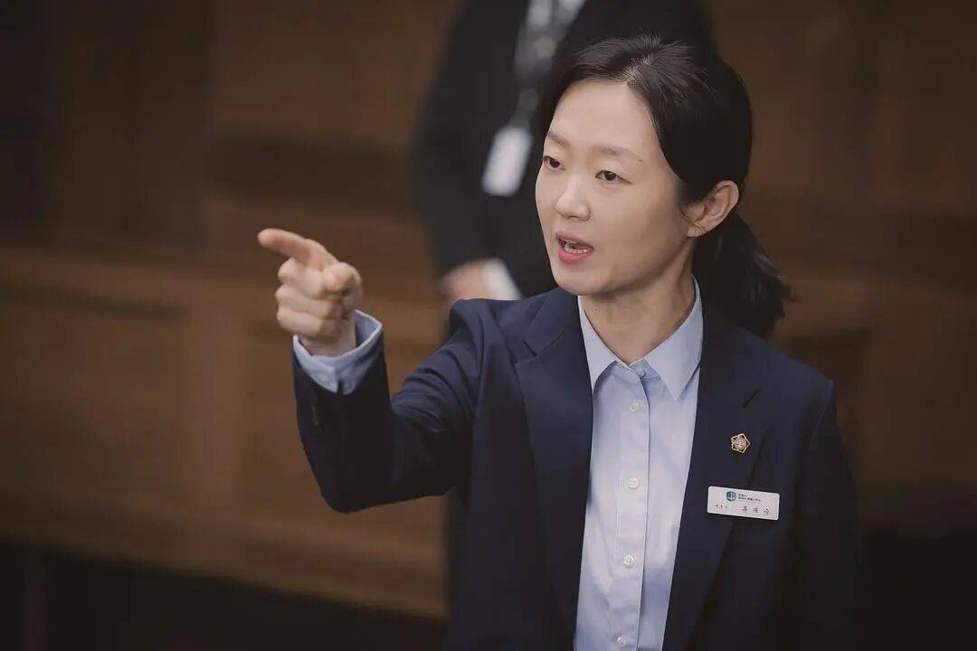 曾被认为越老越吃香的职业，正在经历大规模贬值