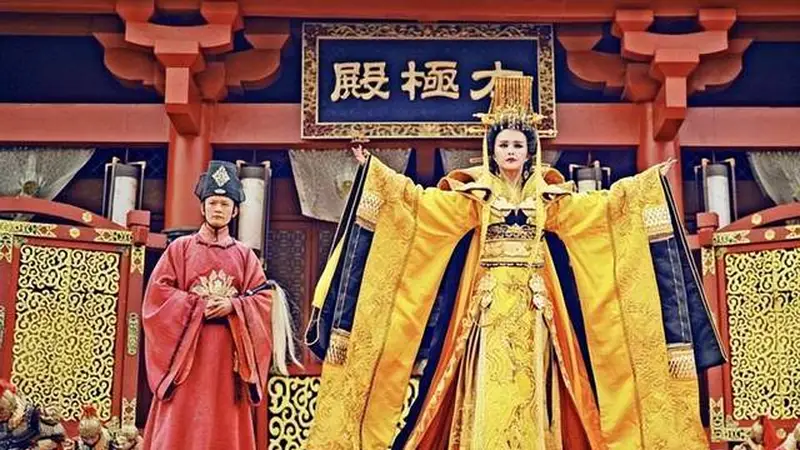 武则天称帝后,为何不册立武氏子弟,而是将皇位还给李唐?