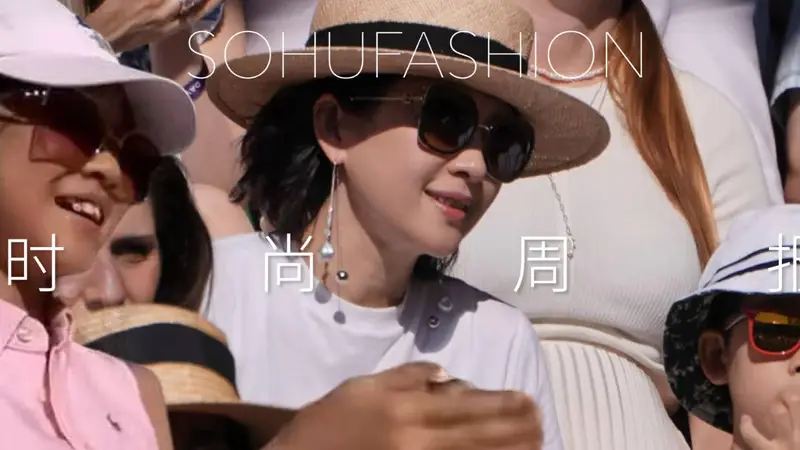 章子怡带儿女观战温网,10岁醒醒成小甜妹,谷爱凌成Iris van Herpen首位全球模特,赵丽颖亮相上海活动