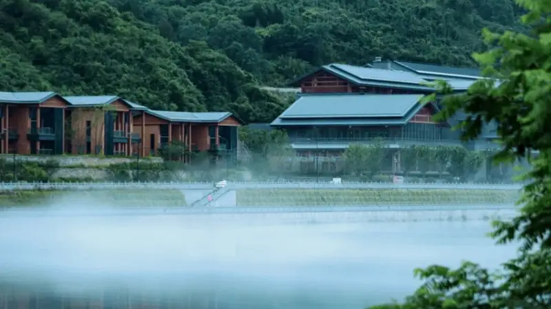 皖美宝藏小城 | 梅山的红，不止是历史；梅山的柔，不止是山水！