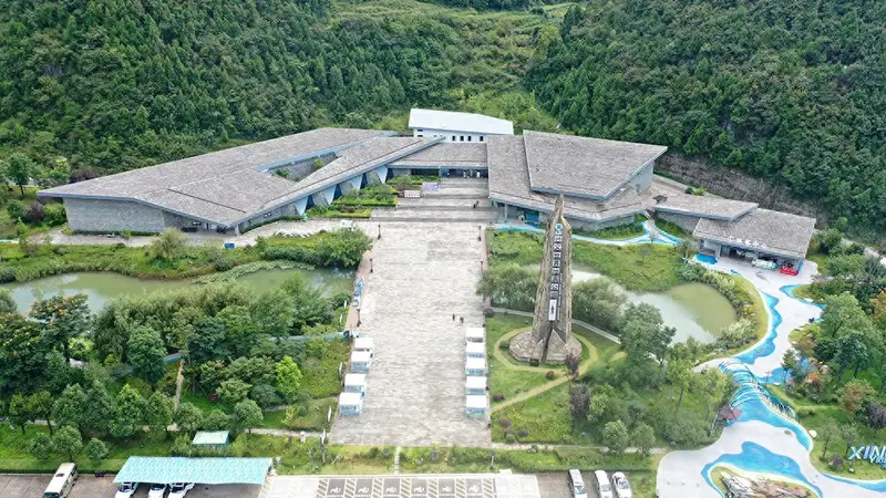 兴义地质公园博物馆暑期文旅热度飙升 吸引京津冀亲子家庭寻龙之旅