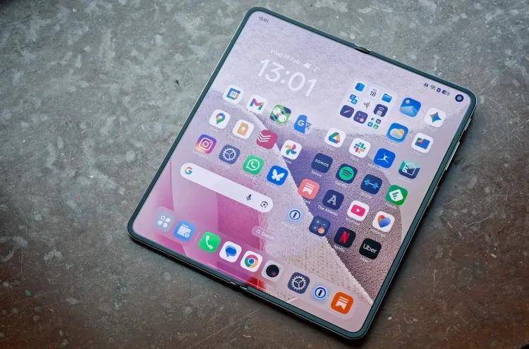 “全球最平整折叠手机”OPPO Find N6上手：“无感折痕”名副其实