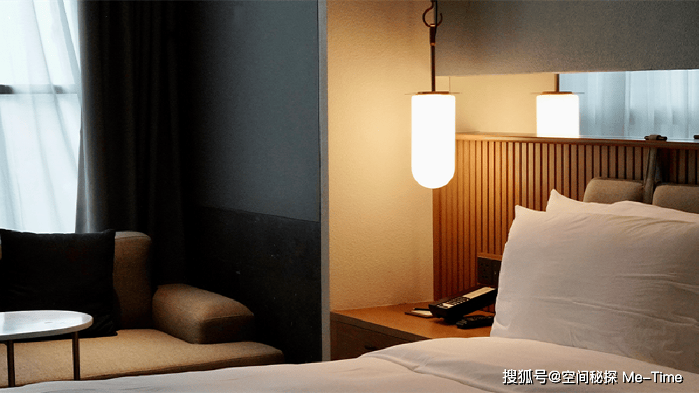 酒店界的“经典白衬衫”：凯悦为何用一个新品牌，抢滩中高端住宿