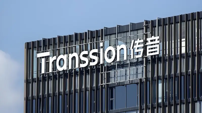 一台手机平均只卖346元，去年净利腰斩，传音的钱被谁赚走了？