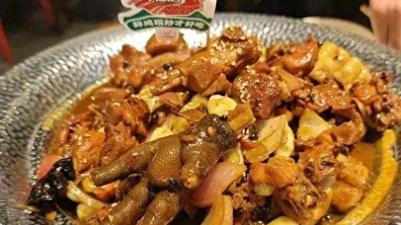 泰安“老店美食”塌房实录:一份攻略,两副面孔,谁在吃哑巴亏?
